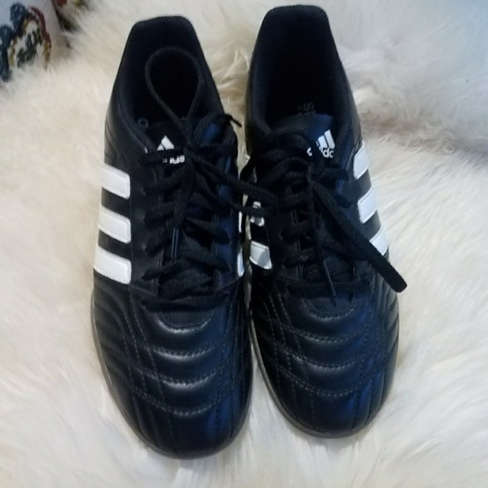 NEW ADIDAS CLASSIC BLACK WHITE SNEAKERS Men's 7.5